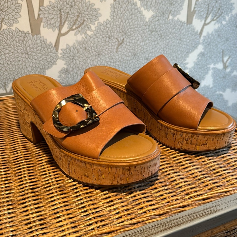 Naturalizer platforms